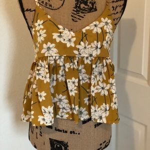 Floral print crop top NWOT